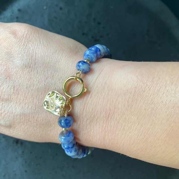 African Sodalite Bracelet - Picture 9 of 12